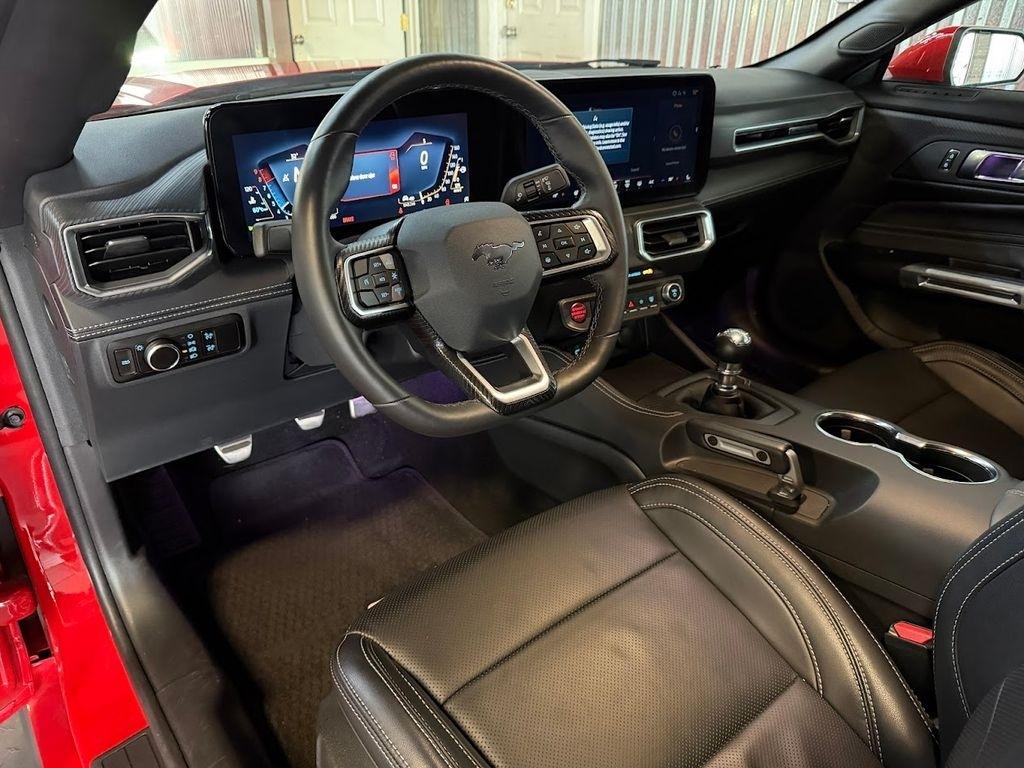 Ford Mustang GT Premium Coupe 2025