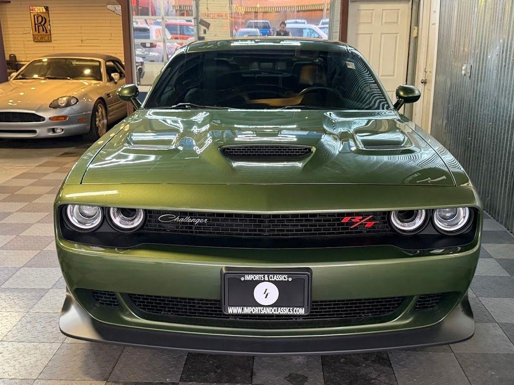 Dodge Challenger R/T Scat Pack Widebody RWD 2023