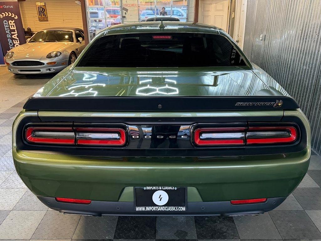 Dodge Challenger R/T Scat Pack Widebody RWD 2023