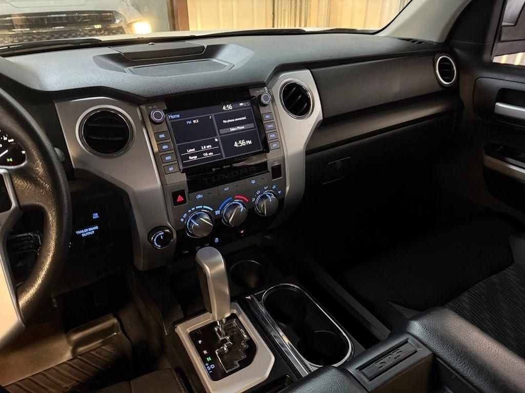 Toyota Tundra SR5 5.7L V8 CrewMax 4WD 2020