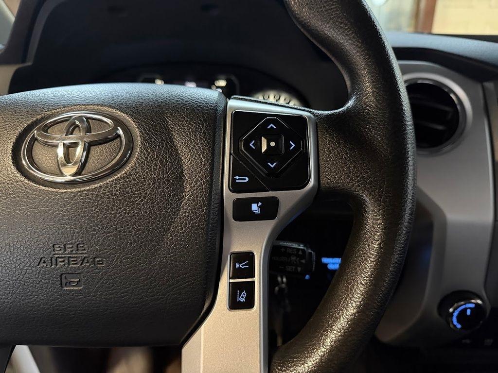 Toyota Tundra SR5 5.7L V8 CrewMax 4WD 2020