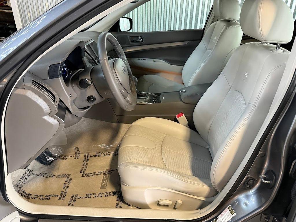 Infiniti G Sedan 37x AWD 2013