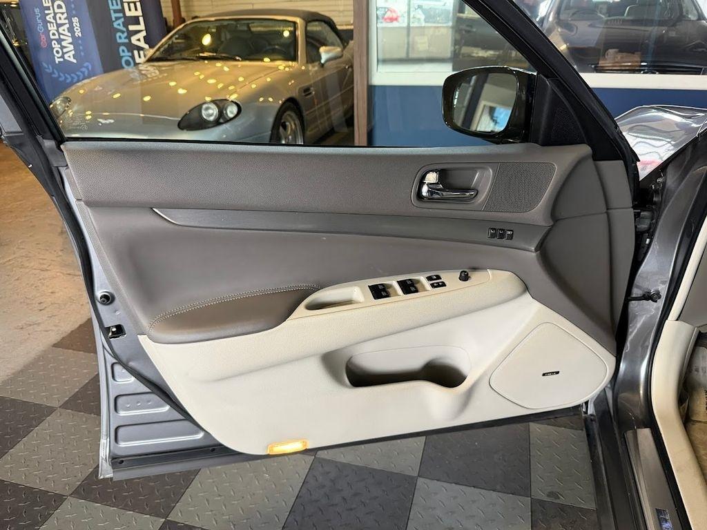 Infiniti G Sedan 37x AWD 2013