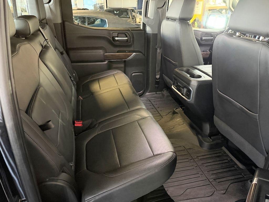 GMC Sierra 1500 Limited SLT Crew Cab Short Box 4WD 2022