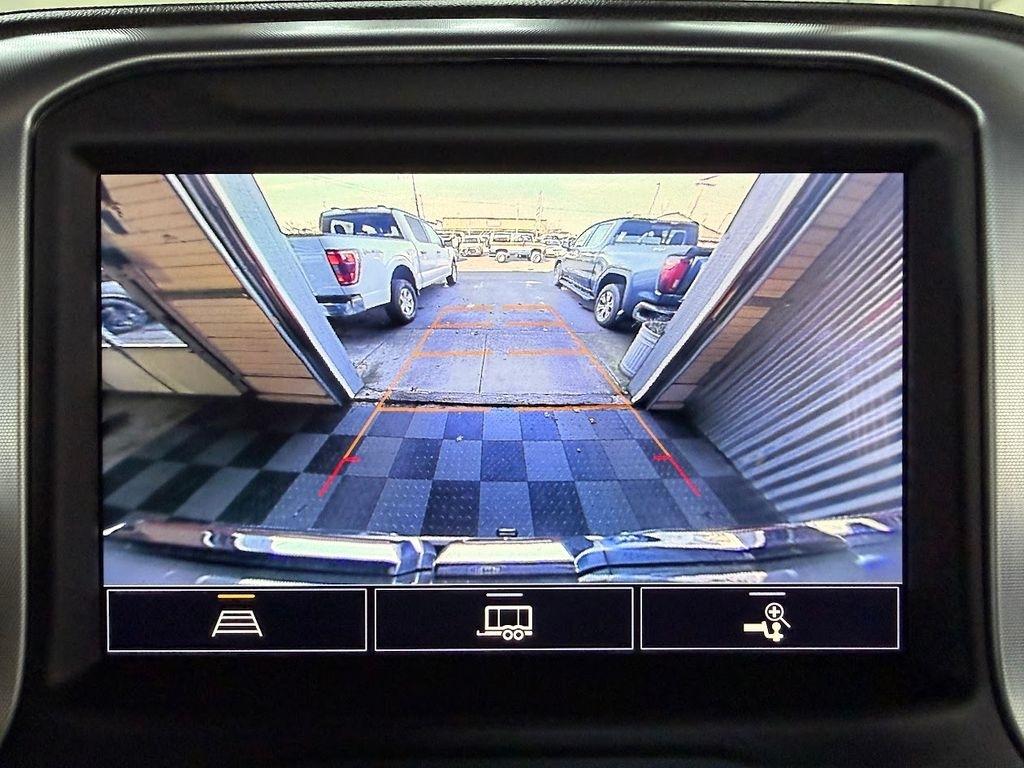 GMC Sierra 1500 Limited SLT Crew Cab Short Box 4WD 2022