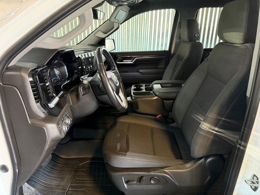 GMC Sierra 1500 SLE Crew Cab 4WD 2022