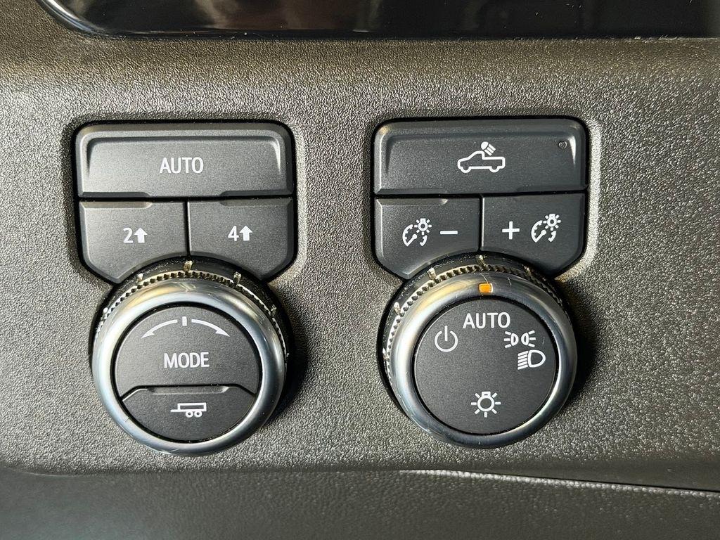 GMC Sierra 1500 SLE Crew Cab 4WD 2022