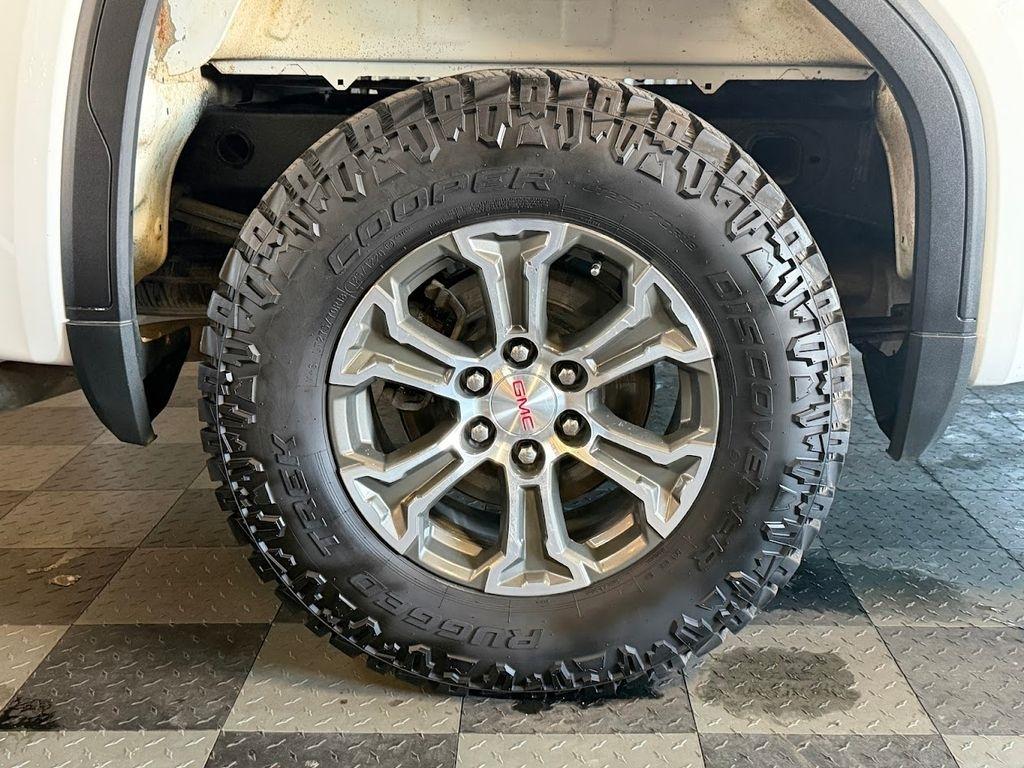 GMC Sierra 1500 SLE Crew Cab 4WD 2022