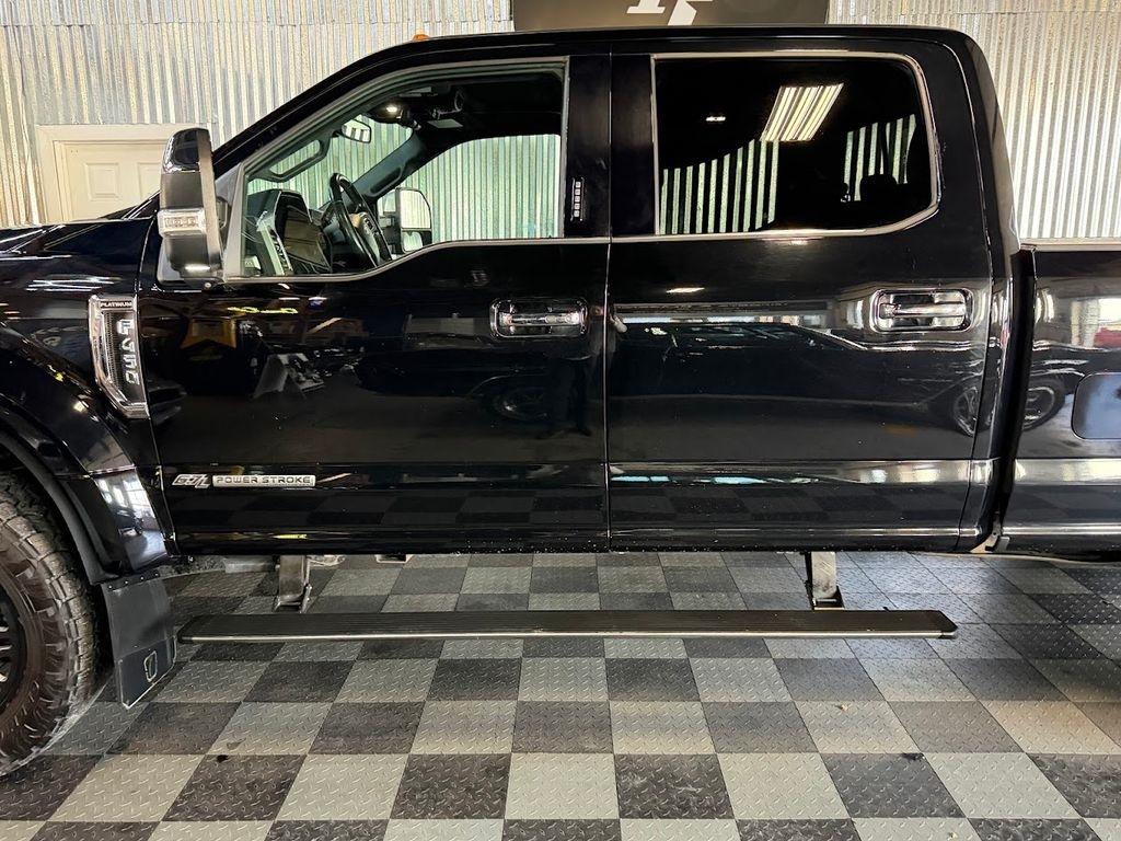 Ford F-450 SD Platinum Crew Cab DRW 4WD 2017