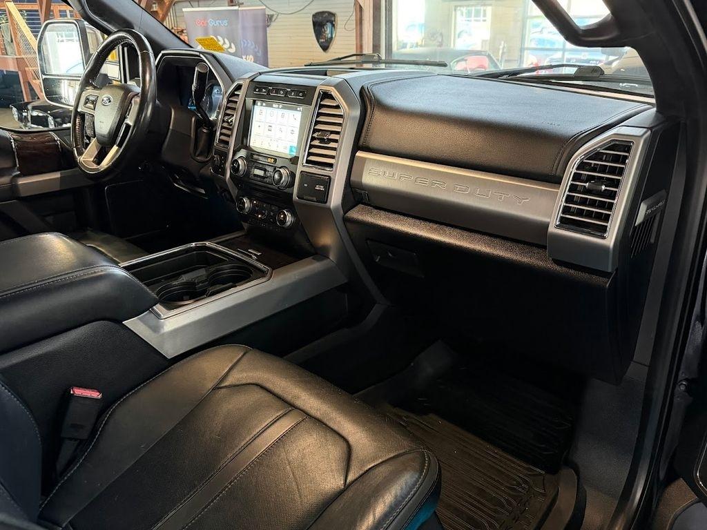 Ford F-450 SD Platinum Crew Cab DRW 4WD 2017