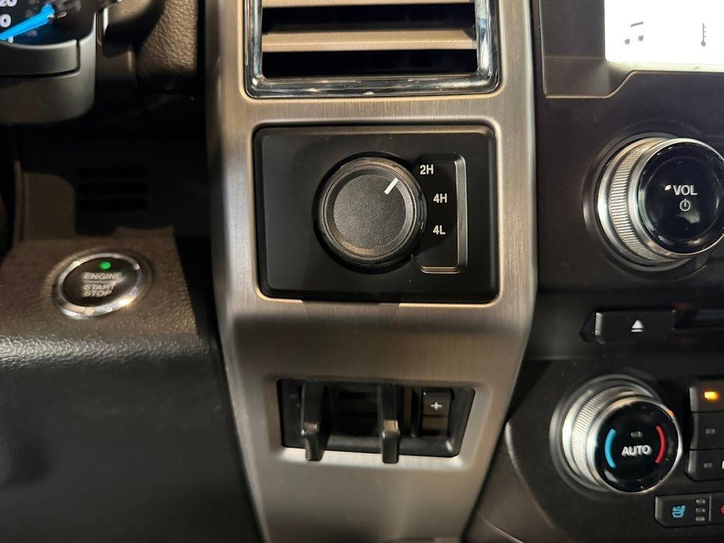 Ford F-450 SD Platinum Crew Cab DRW 4WD 2017