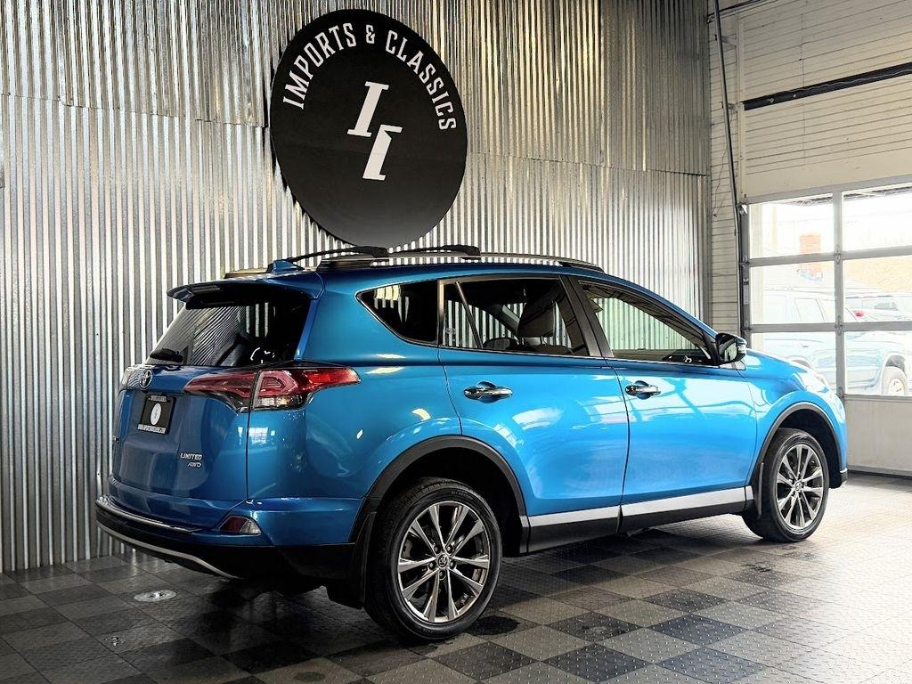 Toyota RAV4 Limited AWD 2018