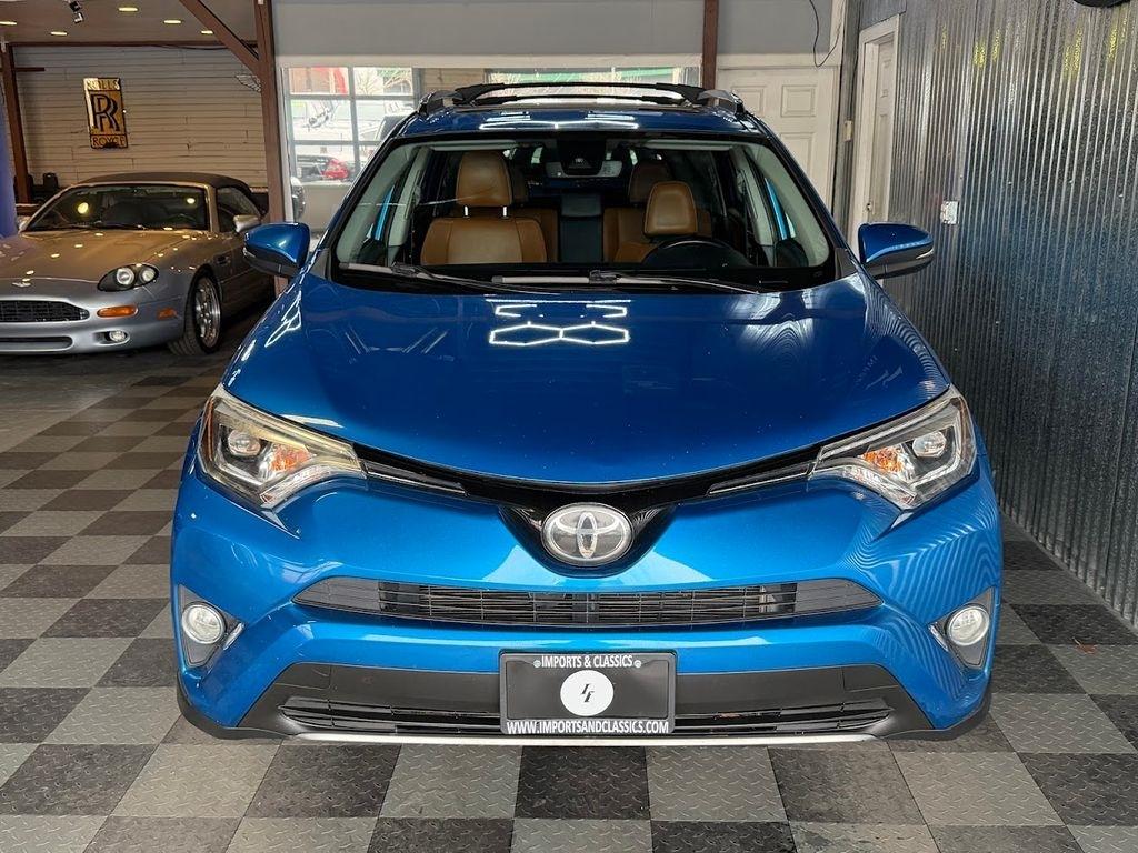 Toyota RAV4 Limited AWD 2018