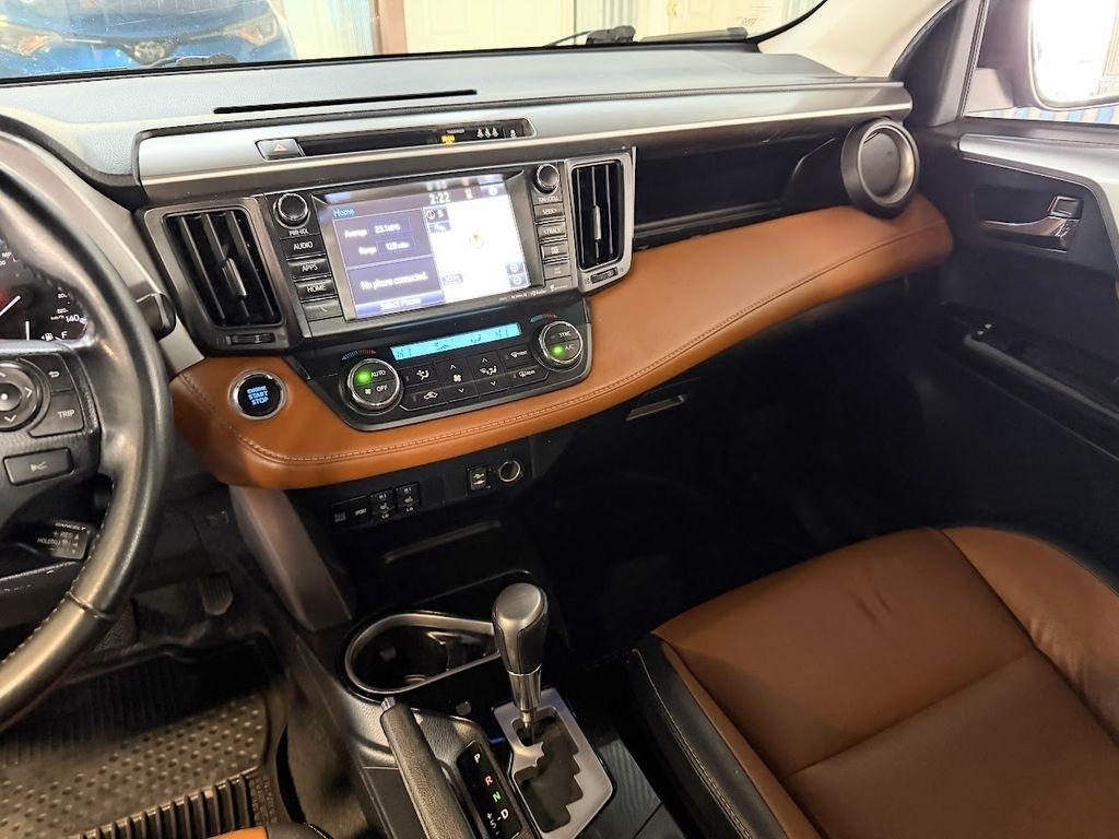 Toyota RAV4 Limited AWD 2018