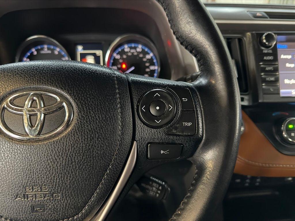 Toyota RAV4 Limited AWD 2018