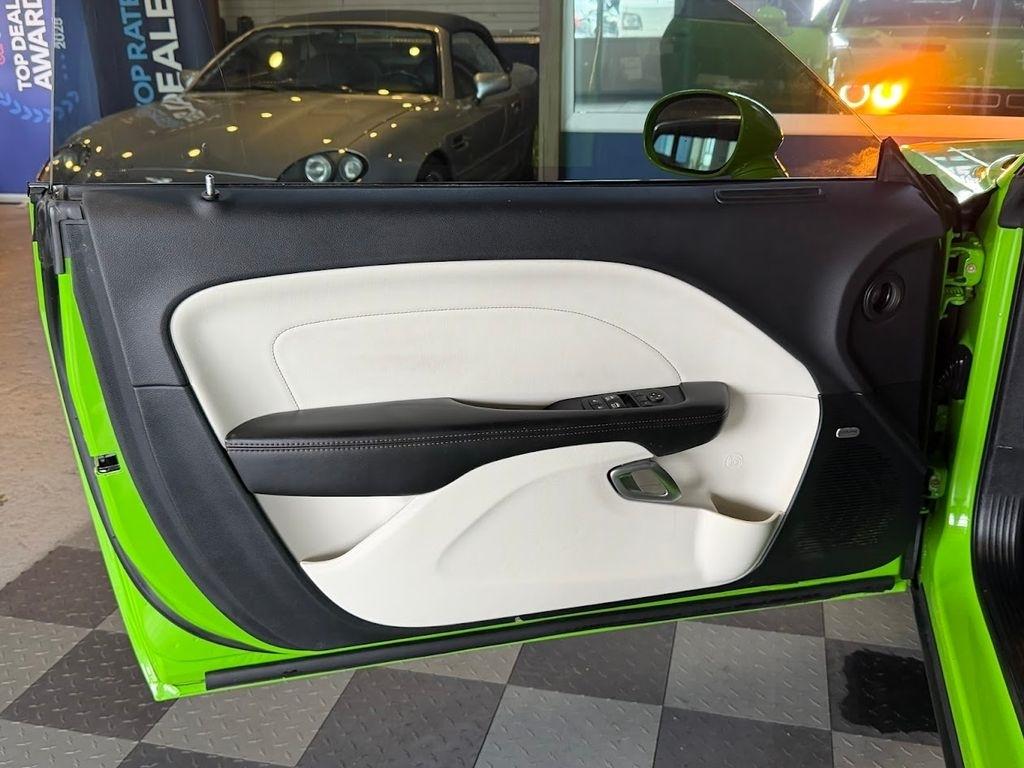 Dodge Challenger SXT 2017