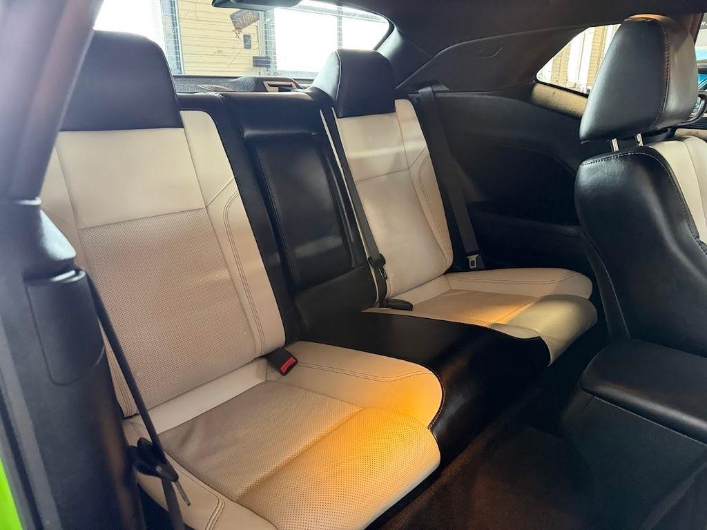 Dodge Challenger SXT 2017