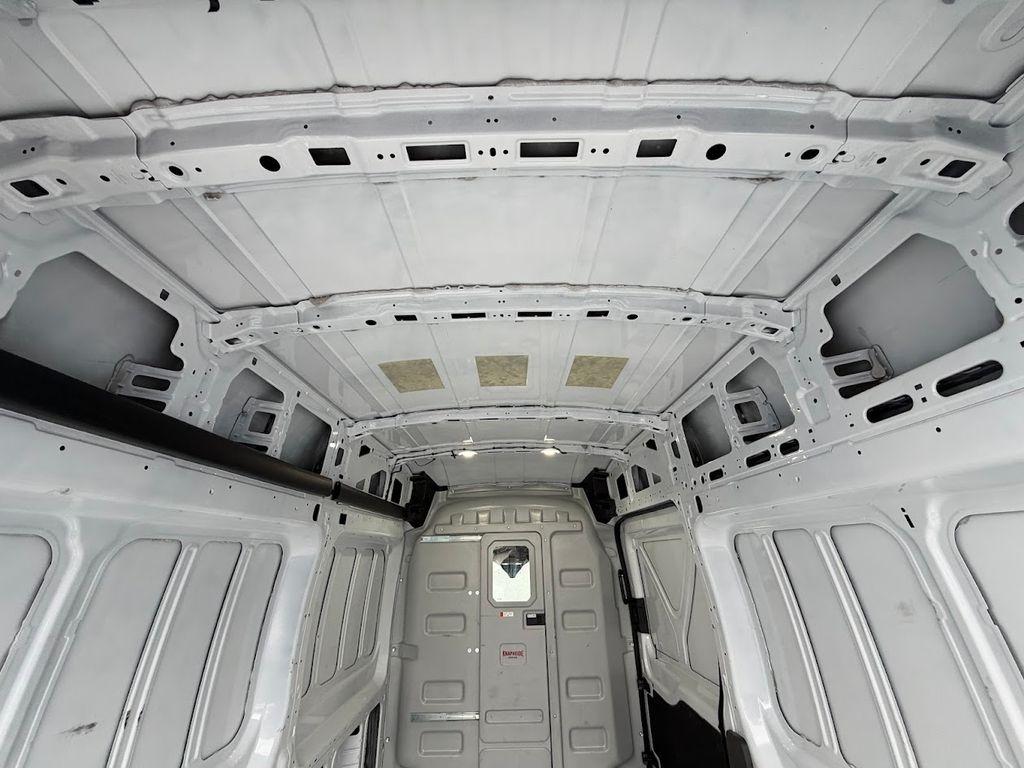 Ford Transit 250 Van High Roof w/Sliding Pass. 148-in. WB 2025