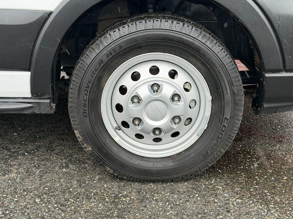 Ford Transit 250 Van High Roof w/Sliding Pass. 148-in. WB 2025