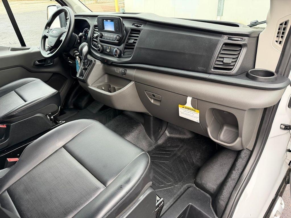 Ford Transit 250 Van High Roof w/Sliding Pass. 148-in. WB 2025