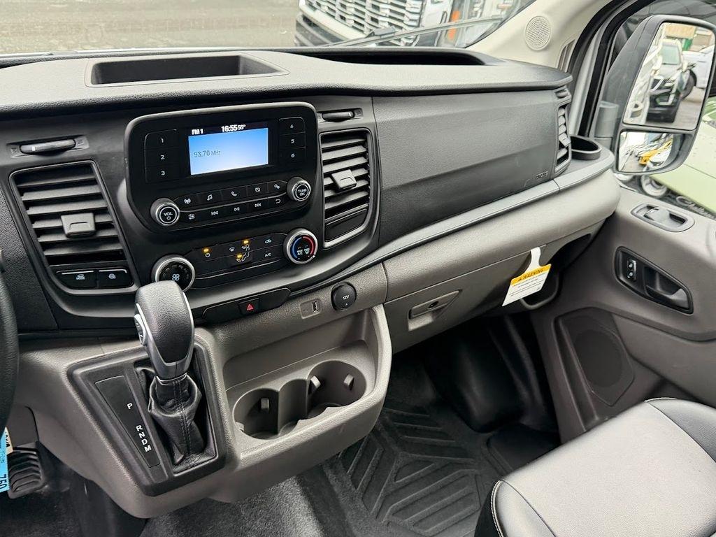 Ford Transit 250 Van High Roof w/Sliding Pass. 148-in. WB 2025