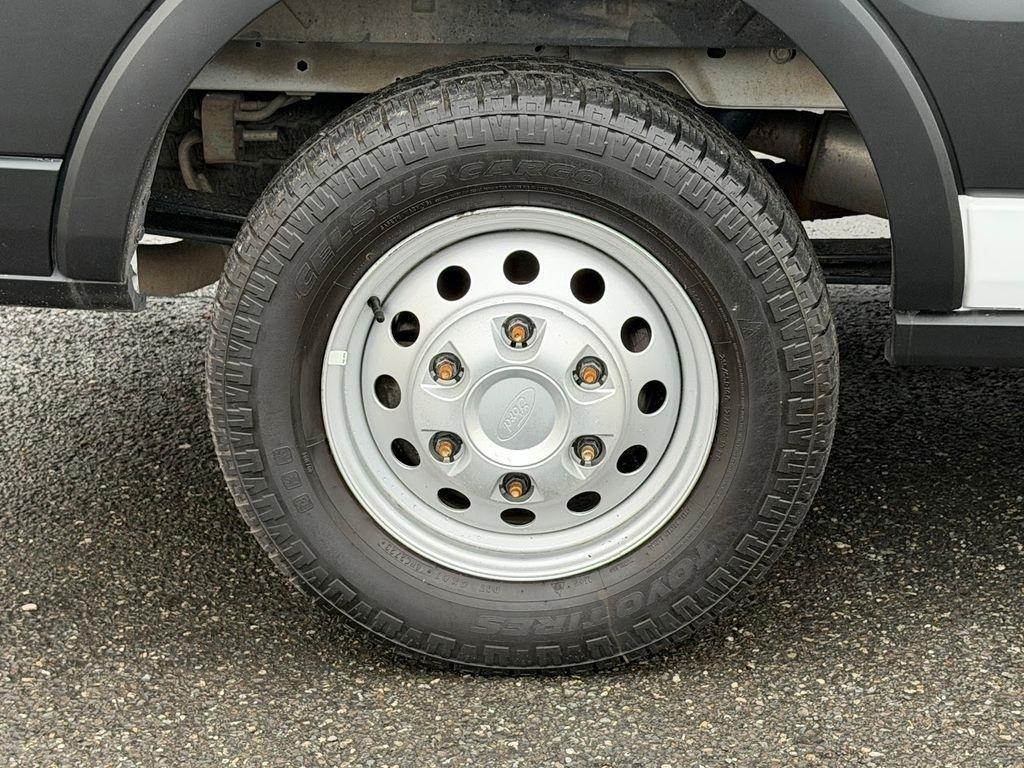 Ford Transit 250 Van High Roof w/Sliding Pass. 148-in. WB 2025