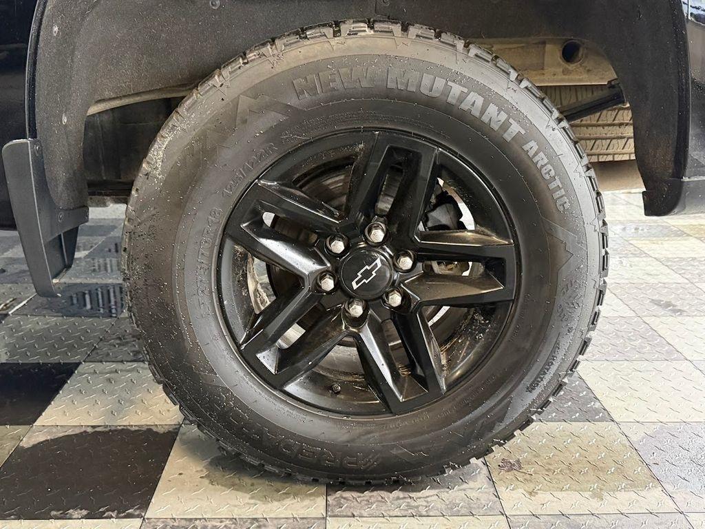 Chevrolet Silverado 1500 LT Trail Boss Crew Cab 4WD 2021