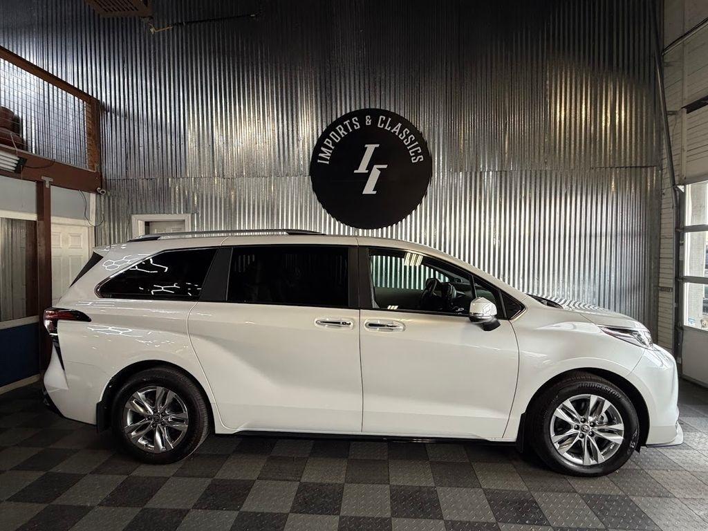 Toyota Sienna Limited 7-Passenger AWD 2024