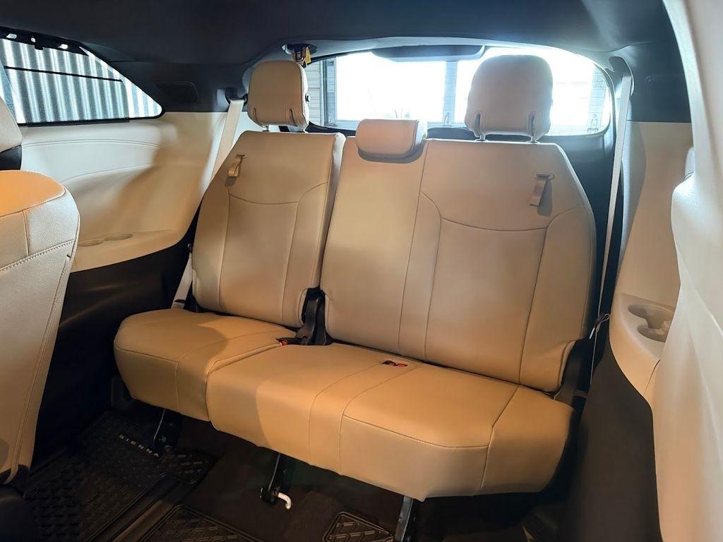 Toyota Sienna Limited 7-Passenger AWD 2024