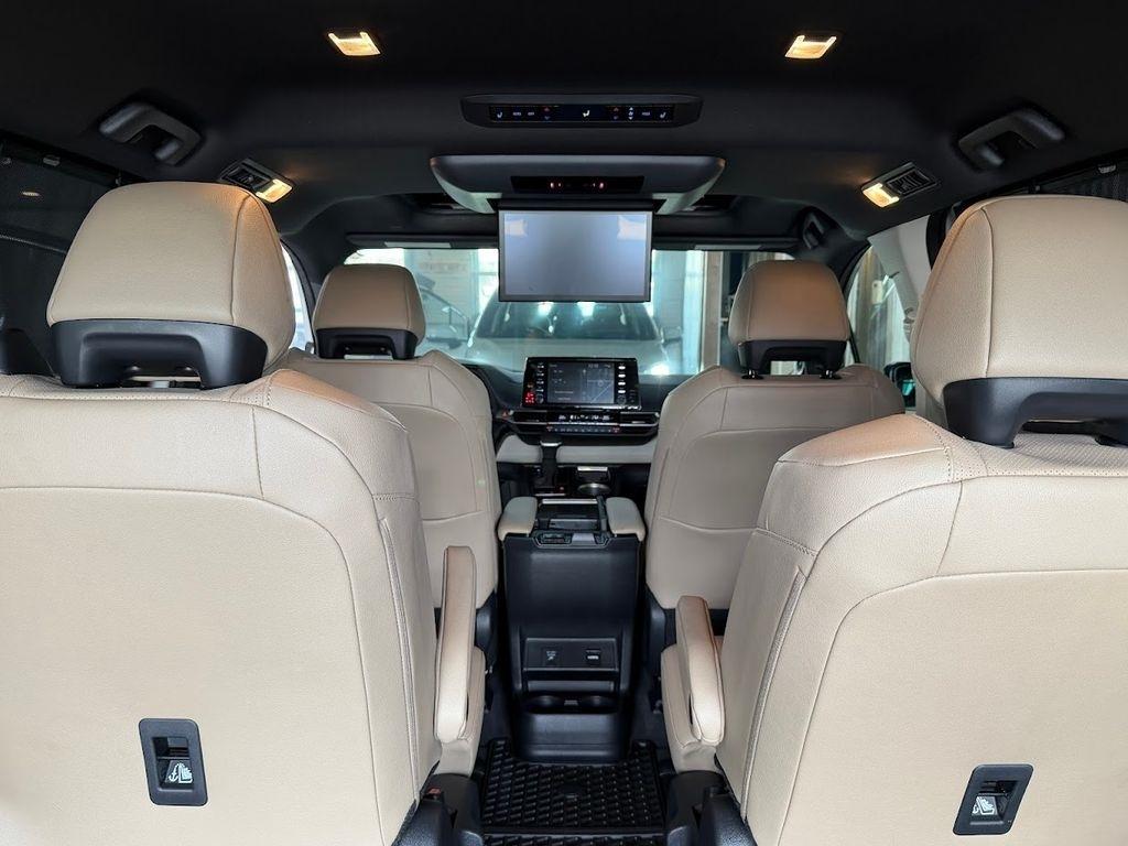 Toyota Sienna Limited 7-Passenger AWD 2024
