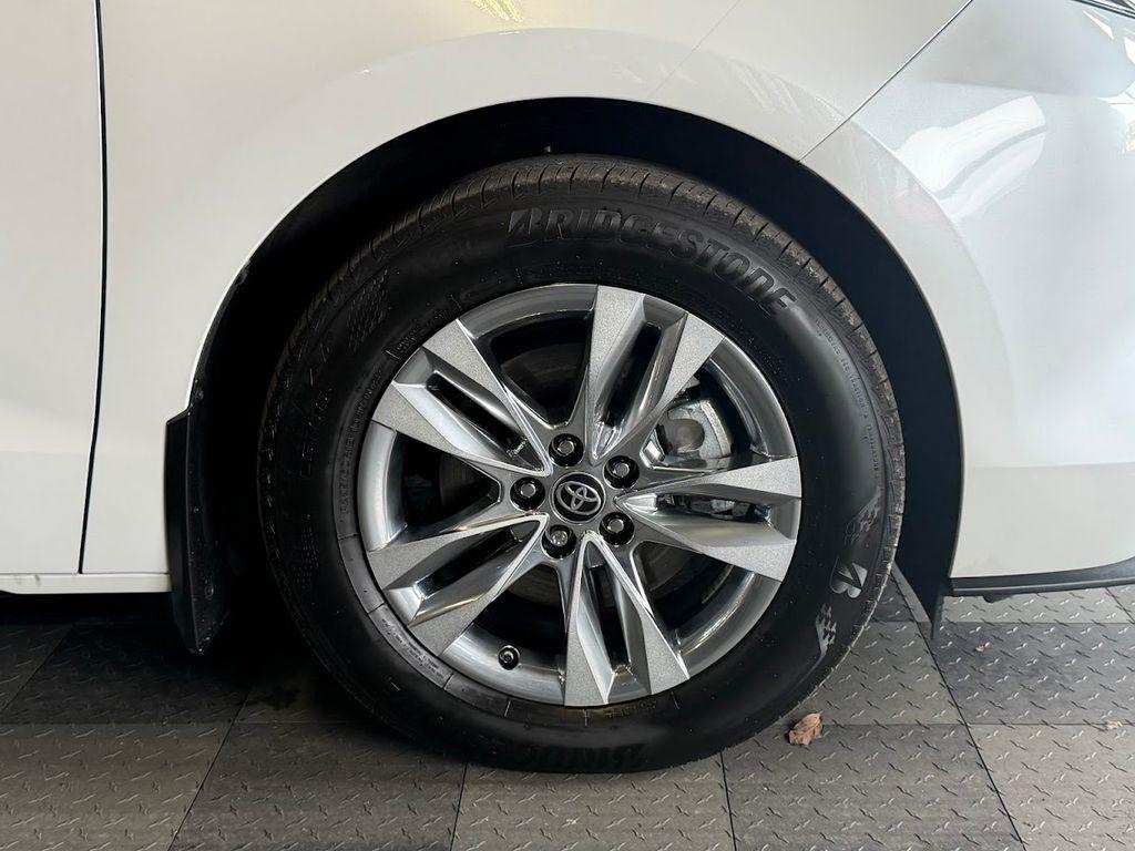 Toyota Sienna Limited 7-Passenger AWD 2024