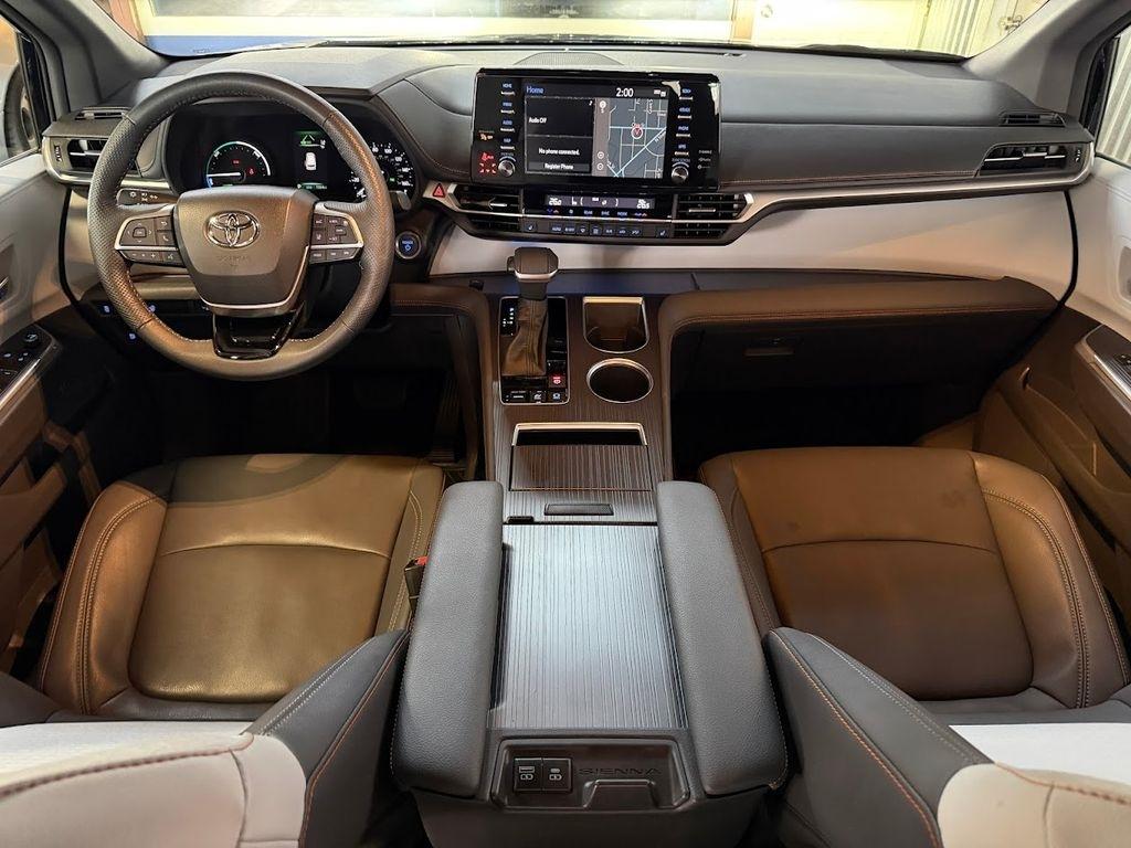 Toyota Sienna XSE 7-Passenger 2022