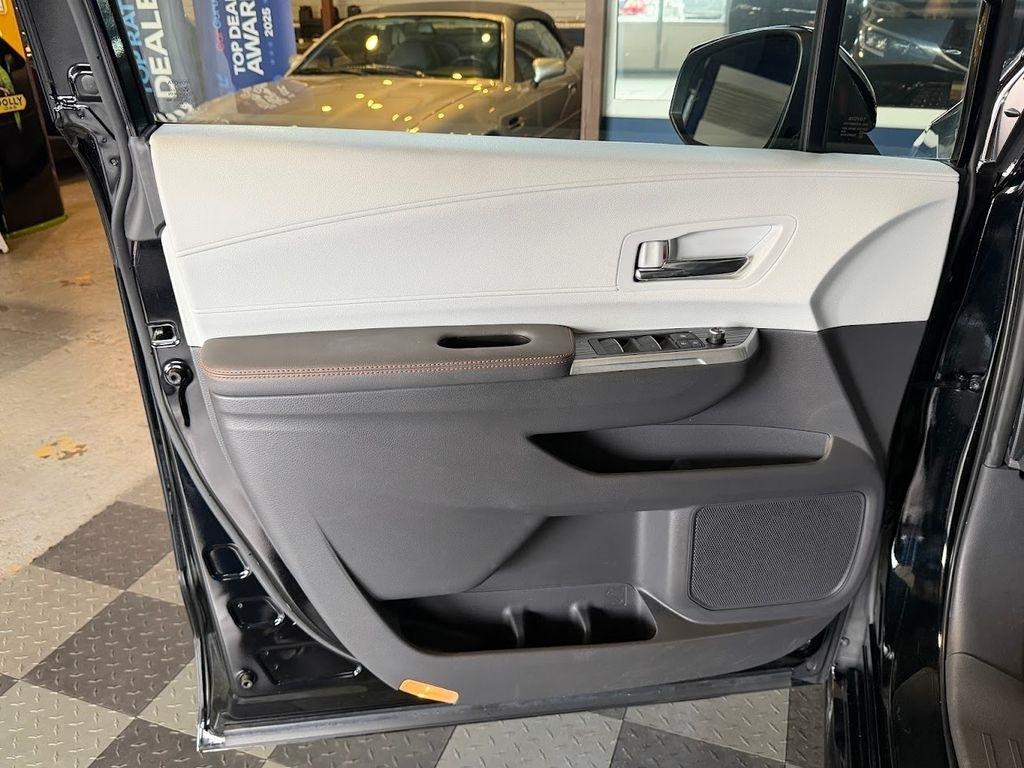 Toyota Sienna XSE 7-Passenger 2022