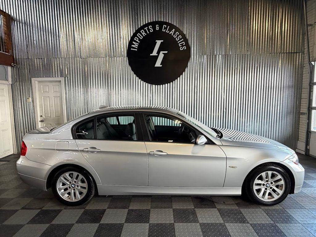 BMW 3-Series 325xi Sedan 2006
