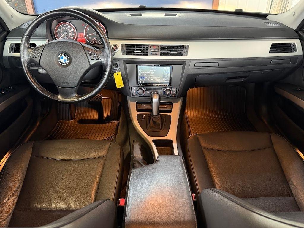 BMW 3-Series 325xi Sedan 2006