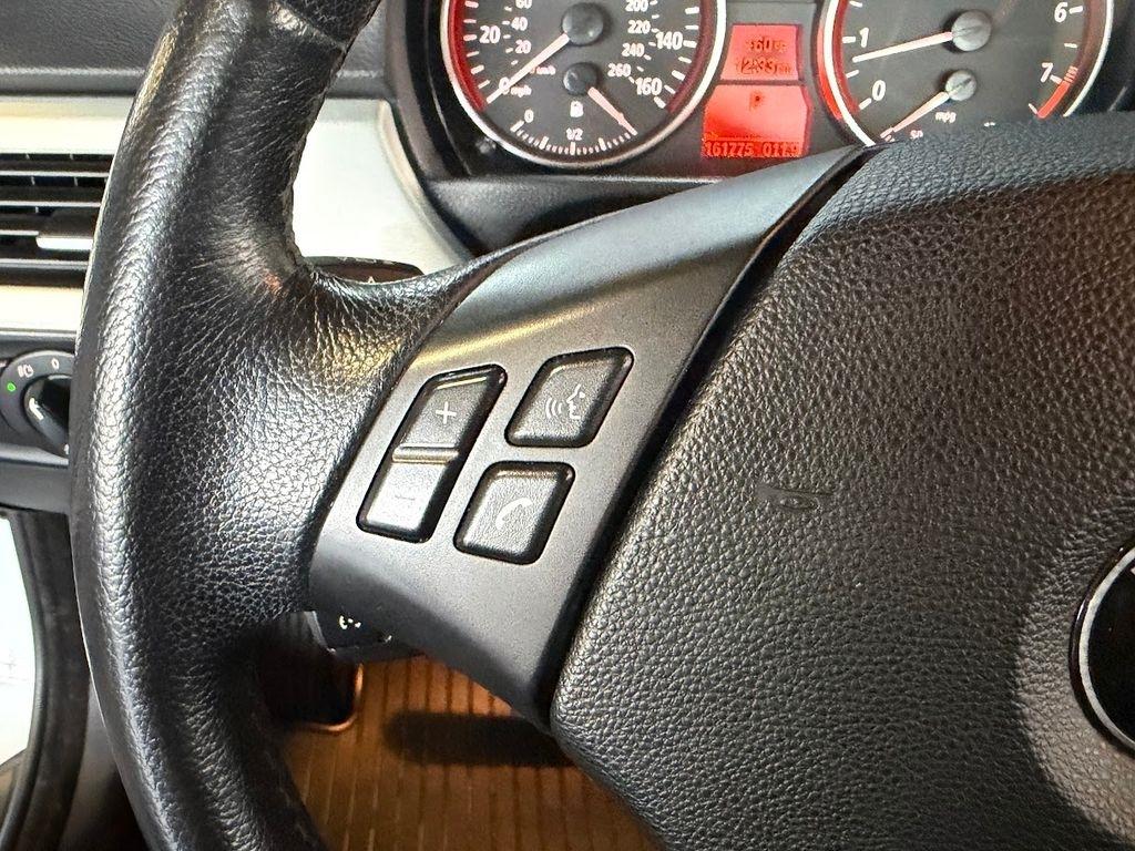 BMW 3-Series 325xi Sedan 2006