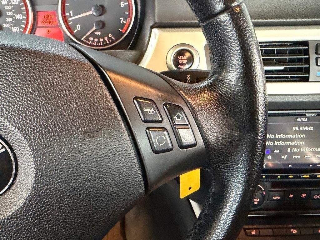 BMW 3-Series 325xi Sedan 2006