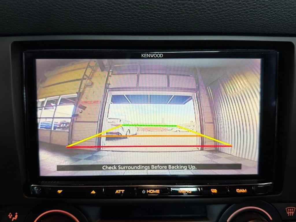 BMW 3-Series 325xi Sedan 2006