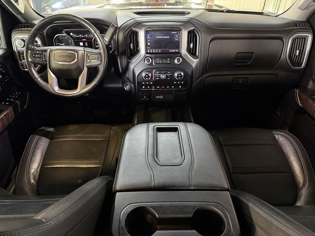 GMC Sierra 2500HD Denali Crew Cab 4WD 2020