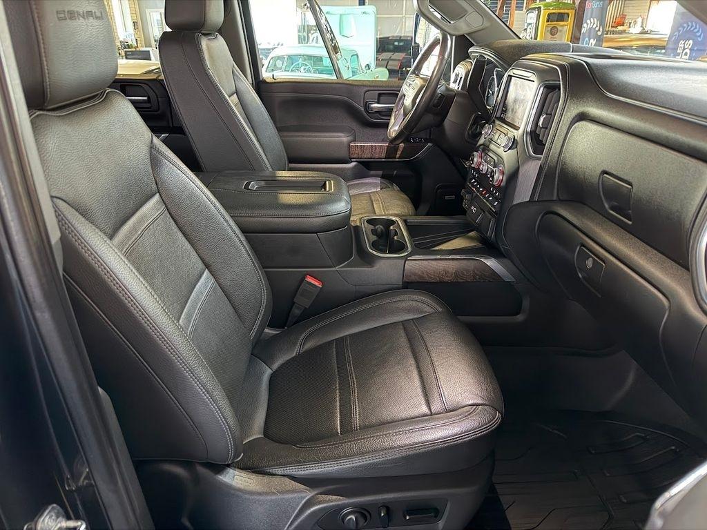 GMC Sierra 2500HD Denali Crew Cab 4WD 2020