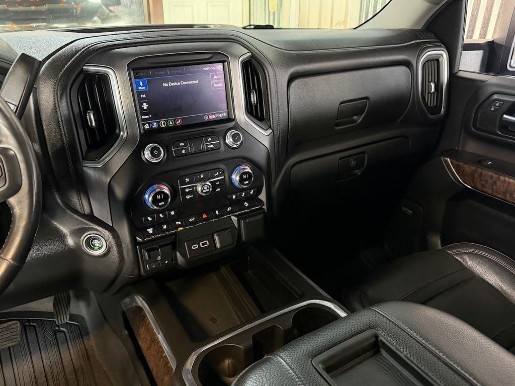 GMC Sierra 2500HD Denali Crew Cab 4WD 2020