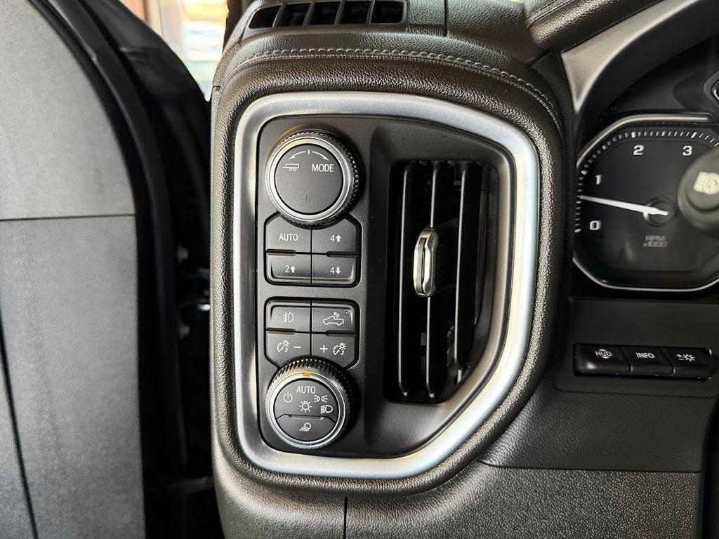 GMC Sierra 2500HD Denali Crew Cab 4WD 2020