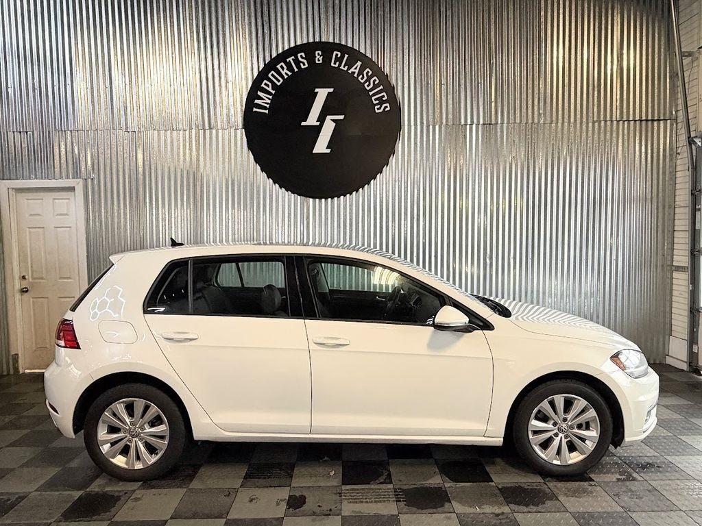 Volkswagen Golf TSI 8A 2021