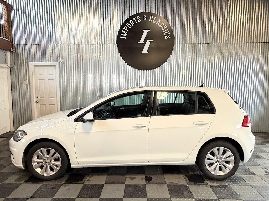 Volkswagen Golf TSI 8A 2021