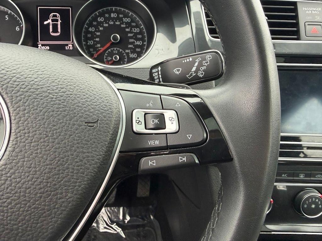 Volkswagen Golf TSI 8A 2021