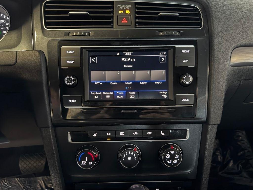 Volkswagen Golf TSI 8A 2021