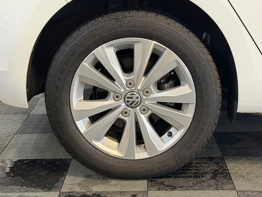 Volkswagen Golf TSI 8A 2021