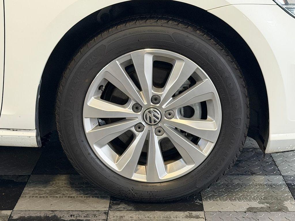 Volkswagen Golf TSI 8A 2021