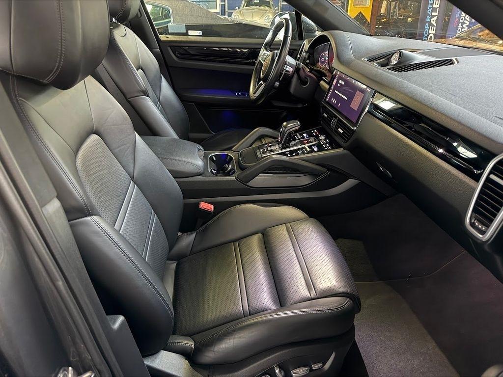 Porsche Cayenne Coupe 2021