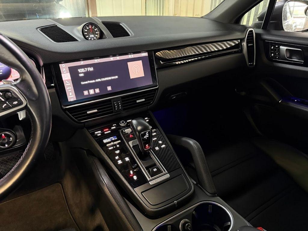 Porsche Cayenne Coupe 2021